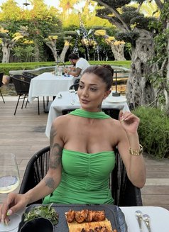 Eleda - escort in Jeddah Photo 4 of 4