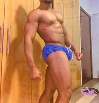 Manly hot - Male escort in Doha Photo 1 of 18