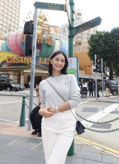 ELEGANCE IN SIMPLICITY - puta in Manila Photo 15 of 17