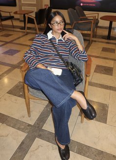 ELEGANCE IN SIMPLICITY - escort in Manila Photo 4 of 10