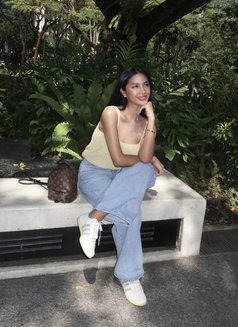 ELEGANCE IN SIMPLICITY - escort in Manila Photo 9 of 10