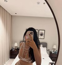 Elegant Camilla Both TOP - Transsexual escort in Riyadh