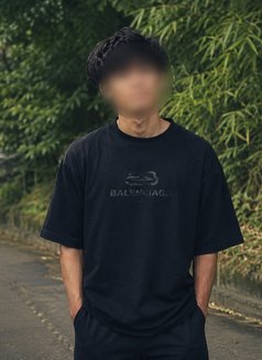 Elegant Sl Boy - Male escort in Colombo Photo 2 of 2