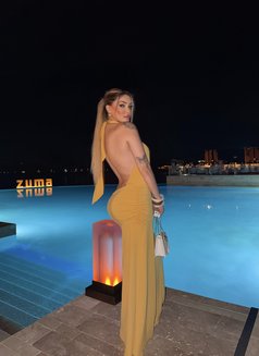 Elena - escort in İstanbul Photo 3 of 17