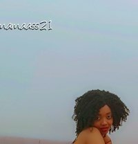 Elena - escort in Şalālah