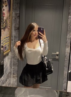 Elena - escort in Tirana Photo 3 of 22