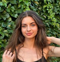 Elena - escort in Riyadh Photo 1 of 6