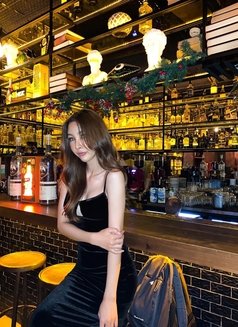 Elena lin - escort in Shanghai Photo 4 of 16