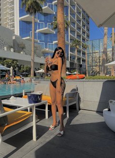 Elena - escort in Dubai Photo 3 of 8