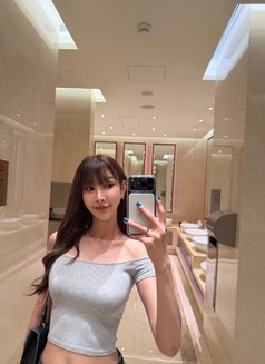 Elena Lin - escort in Tokyo Photo 8 of 20