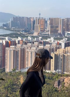 Elena Lin - escort in Tokyo Photo 13 of 20