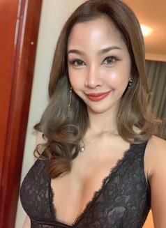 Elena Lin in Hongkong - escort in Hong Kong Photo 1 of 17