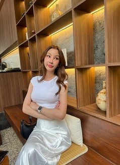 Elena lin - escort in Shanghai Photo 15 of 16