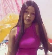 Elena - puta in Abuja