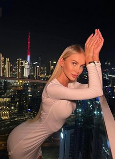 Elena - escort in Dubai Photo 5 of 5