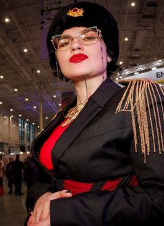 Elena - escort in Hong Kong Photo 3 of 9