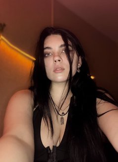 Elena - escort in Hong Kong Photo 2 of 15