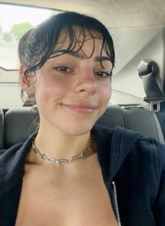 Elena - escort in Amsterdam Photo 3 of 4