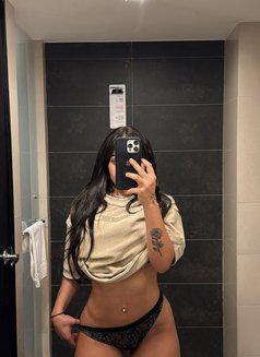 Elena - escort in Amsterdam Photo 3 of 4