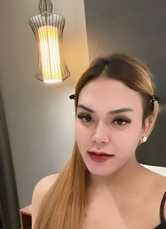 Elena Super Blow - Transsexual escort in Bali Photo 2 of 8