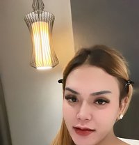 Elena Super Blow - Transsexual escort in Bali