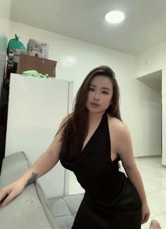 Elena - escort in Abu Dhabi Photo 1 of 6