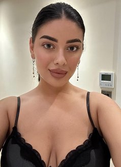 Eletta - escort in London Photo 6 of 10