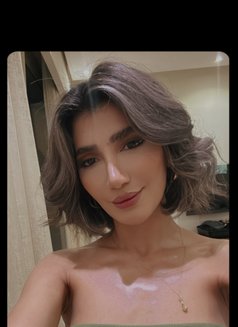 Eli - escort in Muscat Photo 1 of 1