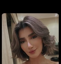 Eli - escort in Muscat