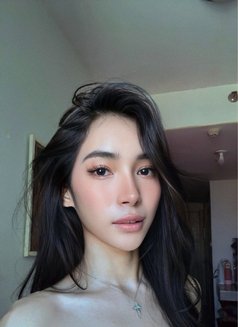 Eli ( meetup, Cumshow ) - Acompañantes transexual in Makati City Photo 8 of 9