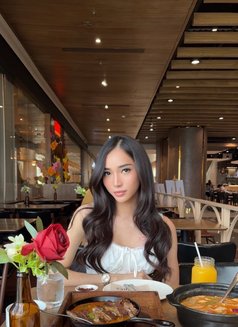 Eli ( meetup, Cumshow ) - Acompañantes transexual in Makati City Photo 3 of 7