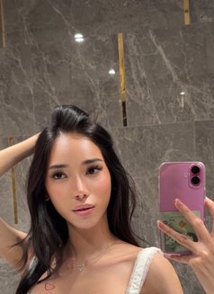 Eli ( meetup, Cumshow ) - Acompañantes transexual in Makati City Photo 4 of 7