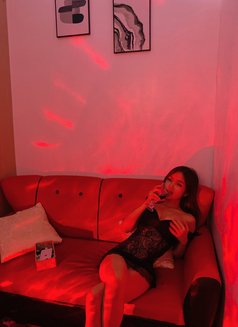 Eli Mendez - escort in Makati City Photo 6 of 10