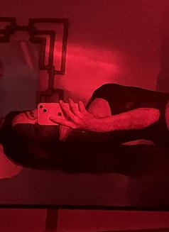 Eli Mendez - escort in Makati City Photo 9 of 10