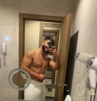 Elian - Transsexual escort in Riyadh