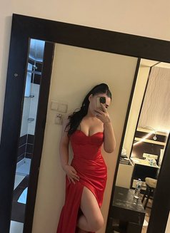 Eliana - escort in Dubai Photo 5 of 20