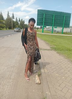 Eliannah - escort in Nairobi Photo 7 of 8