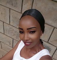 Eliannah - puta in Nairobi