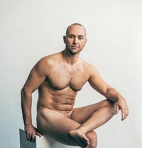 Elias - Male escort in Berlin