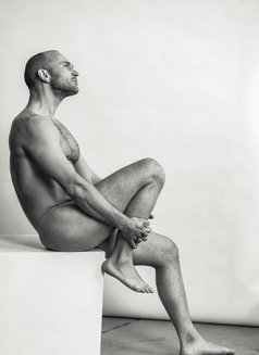 Elias - Male escort in Berlin Photo 4 of 16