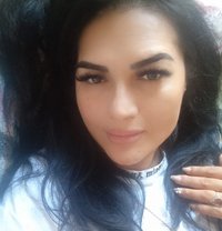 Elif - escort in Al Manama