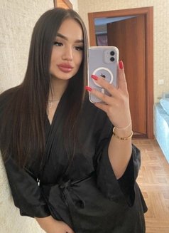 Elif - escort in Riyadh Photo 6 of 6