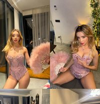 Elif - escort in Riyadh Photo 6 of 11