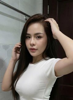 Eliina - escort in Bangkok Photo 1 of 7