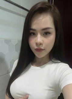 Eliina - escort in Bangkok Photo 5 of 7