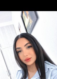 Elika - escort in Muscat Photo 3 of 3