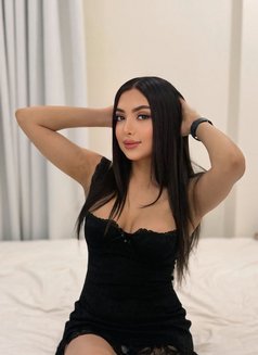 Elika new - escort in Muscat Photo 5 of 10