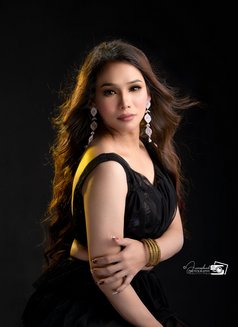Elina - Transsexual escort in Bangalore Photo 7 of 7