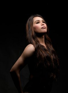 Elina - Transsexual escort in Bangalore Photo 6 of 8