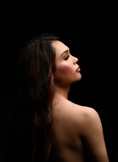 Elina - Transsexual escort in Bangalore Photo 7 of 8